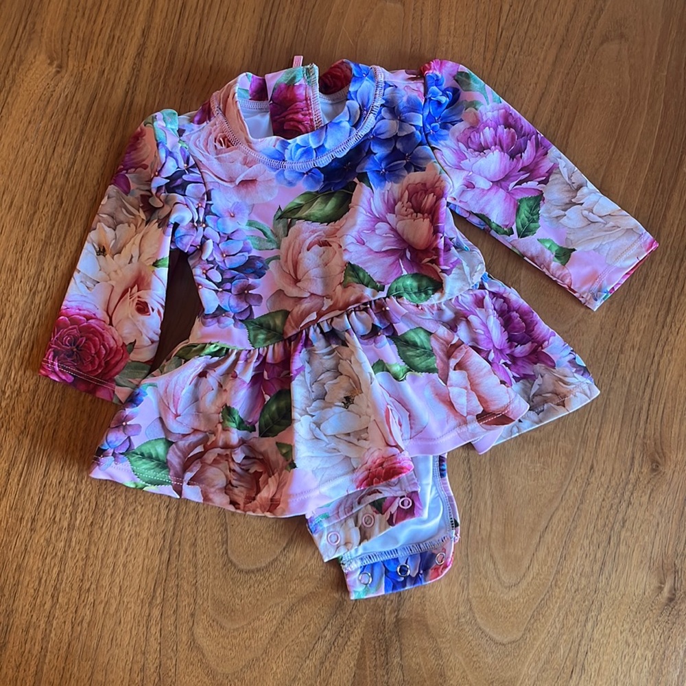 💦 POSH PEANUT SWIMSUIT 🏝️